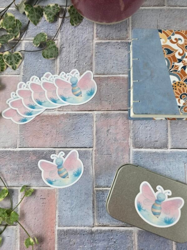 Sticker "Abeille rêveuse"